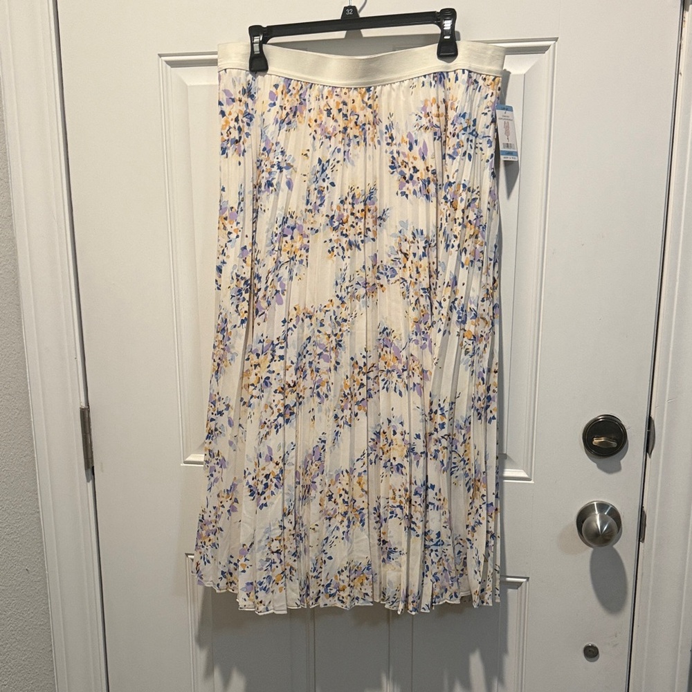 Vince Camuto Pleated Floral Midi Skirt - Cream Floral